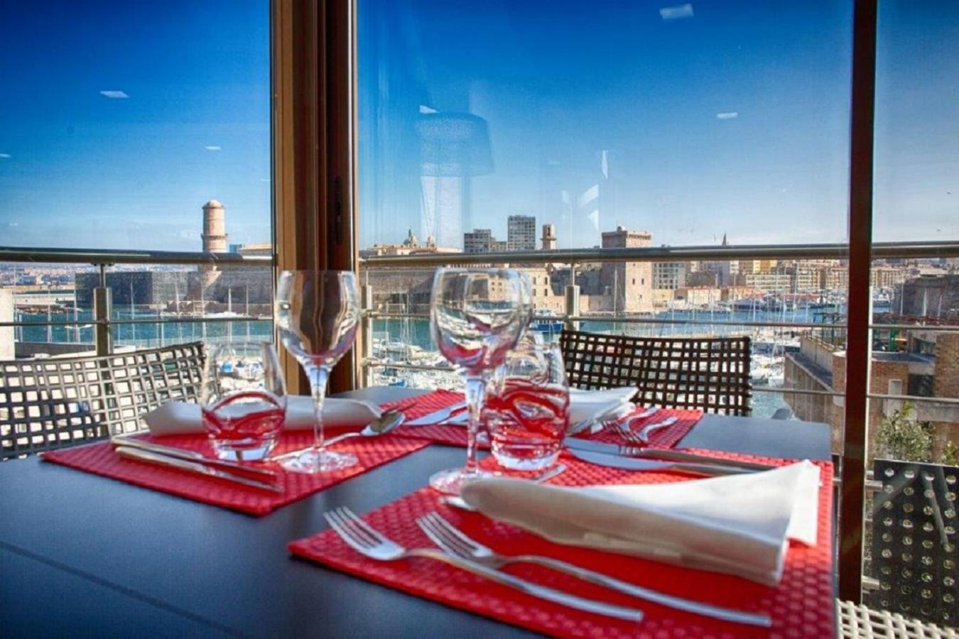 Novotel Marseille Vieux Port Exteriör bild